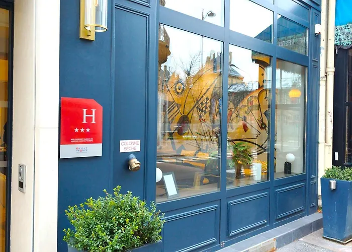 Avia Saphir Montparnasse Paris