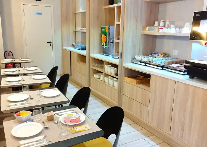 Avia Saphir Montparnasse Hotell