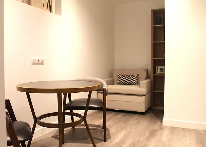 Hotell Avia Saphir Montparnasse 3*