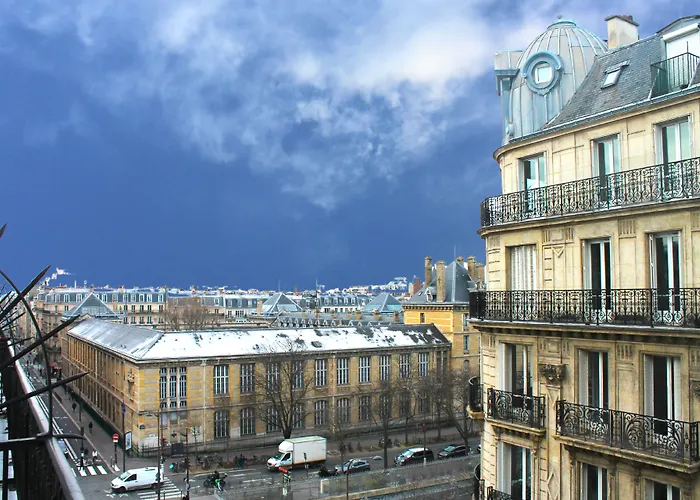 Avia Saphir Montparnasse Paris