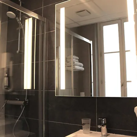 Hotel Avia Saphir Montparnasse 3*