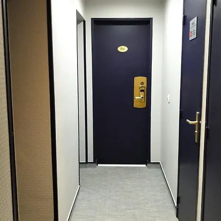 Hotel Avia Saphir Montparnasse París