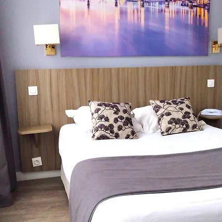 Avia Saphir Montparnasse Hotel Paris