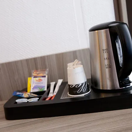 Avia Saphir Montparnasse Hotel