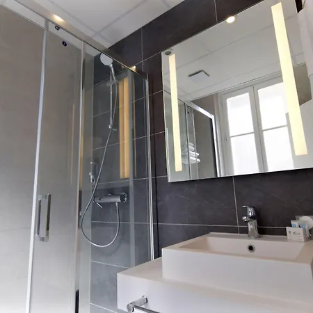 מלון Avia Saphir Montparnasse