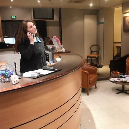 Avia Saphir Montparnasse Hotel Paris