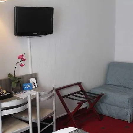 Avia Saphir Montparnasse