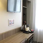 Avia Saphir Montparnasse Hotel