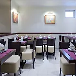 Avia Saphir Montparnasse Hotel Paris