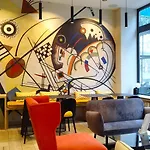 Avia Saphir Montparnasse Hotel