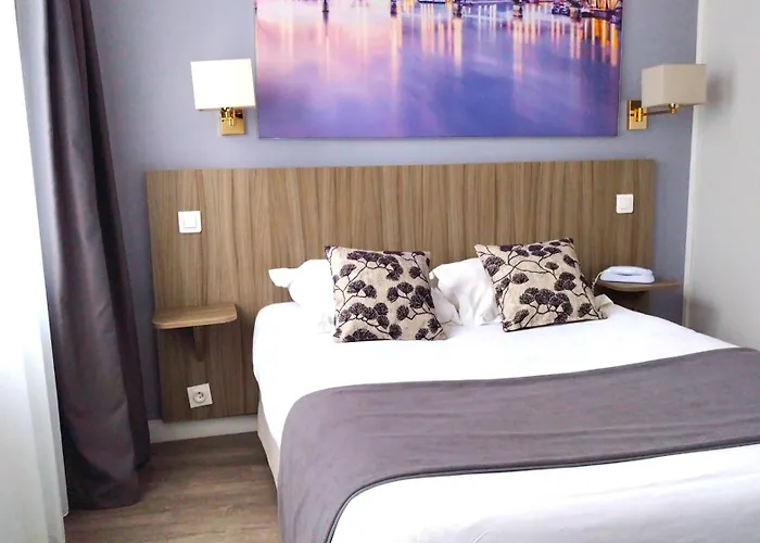 Avia Saphir Montparnasse Hotel París