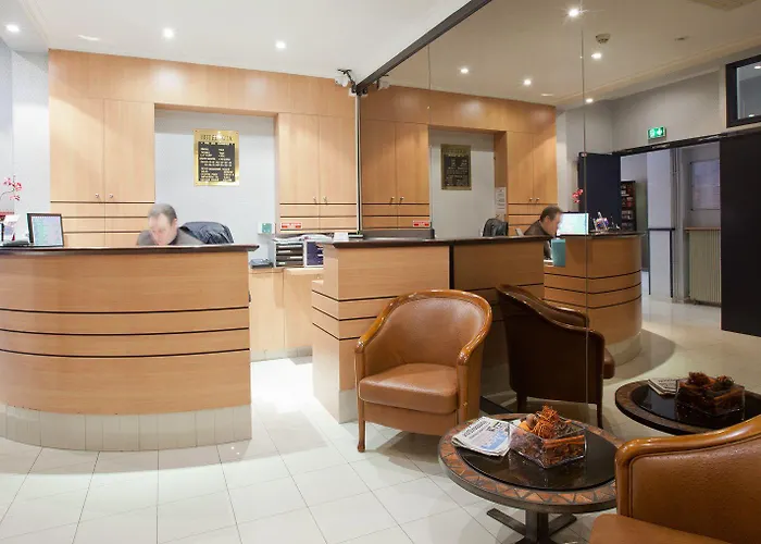 Avia Saphir Montparnasse Hotel París