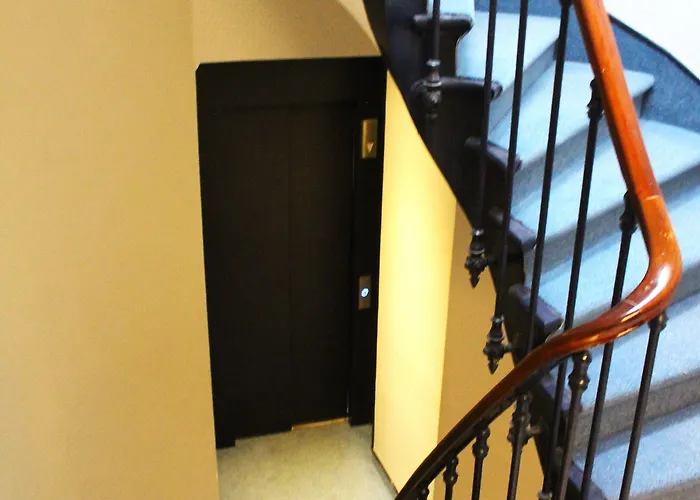 Avia Saphir Montparnasse