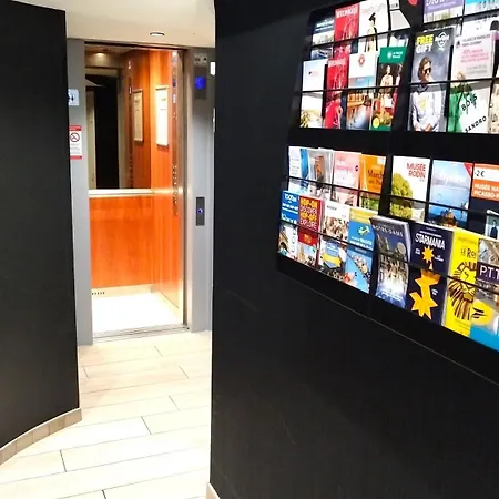 酒店 蒙帕纳斯威亚酒店 3*